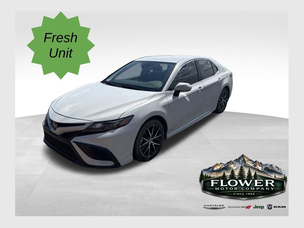 Used 2024 Toyota Camry SE Sedan