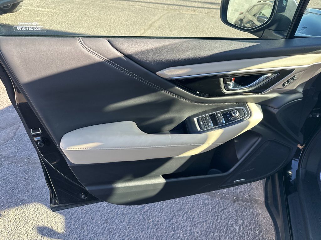 2025 Subaru Outback Limited - Photo 25