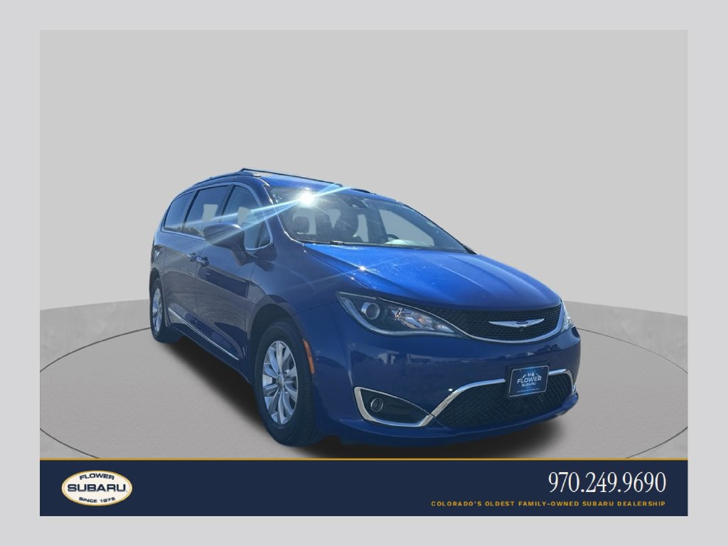  Chrysler Pacifica