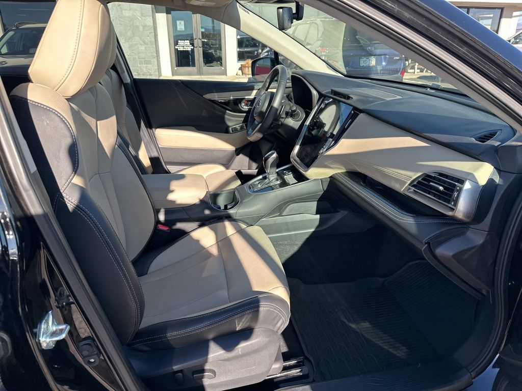 2025 Subaru Outback Limited - Photo 10
