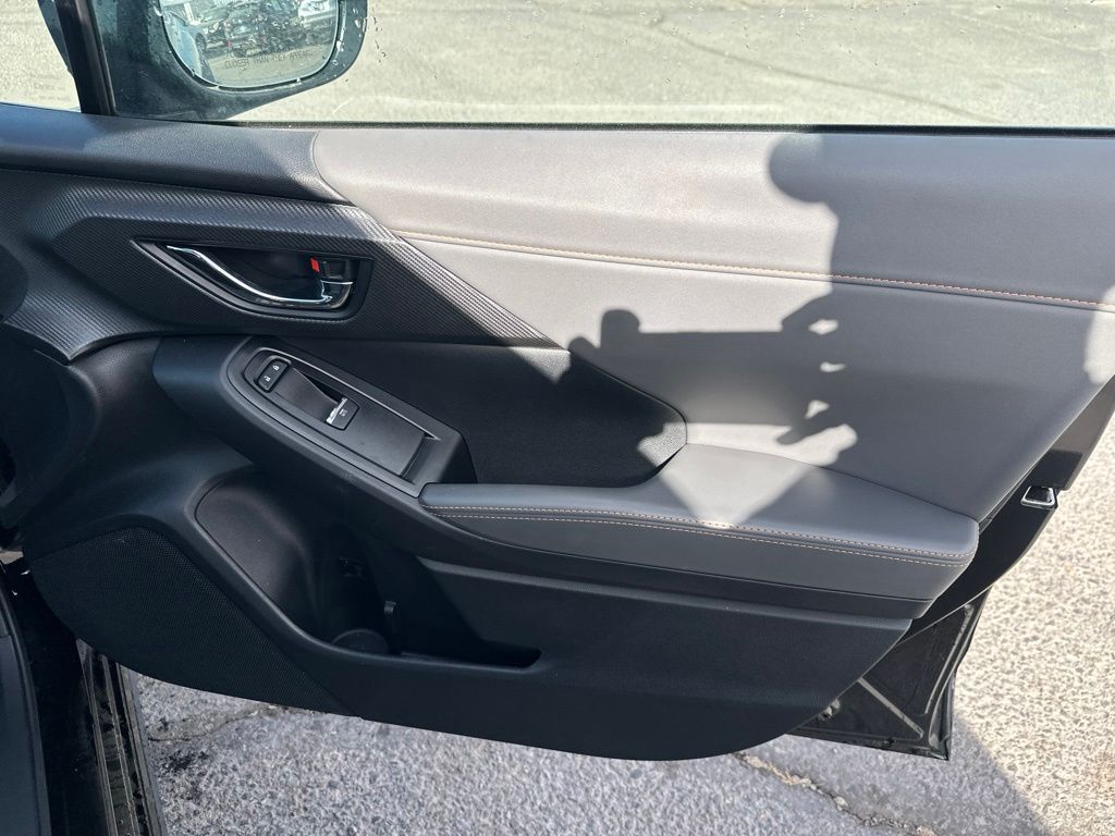 2025 Subaru Crosstrek Limited - Photo 13