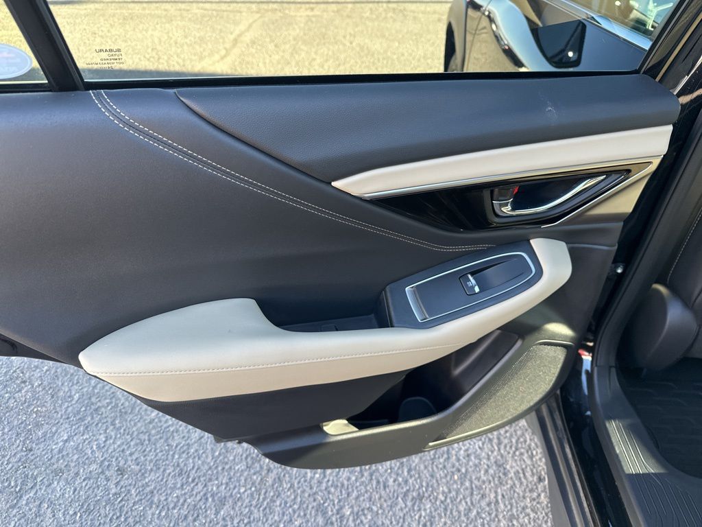 2025 Subaru Outback Limited - Photo 21
