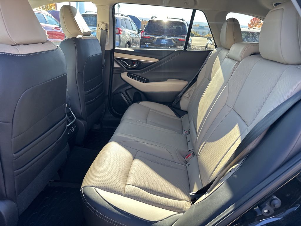 2025 Subaru Outback Limited - Photo 19
