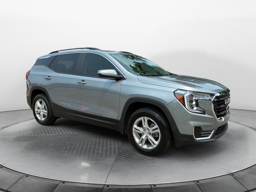Used 2023 GMC Terrain SLE SUV