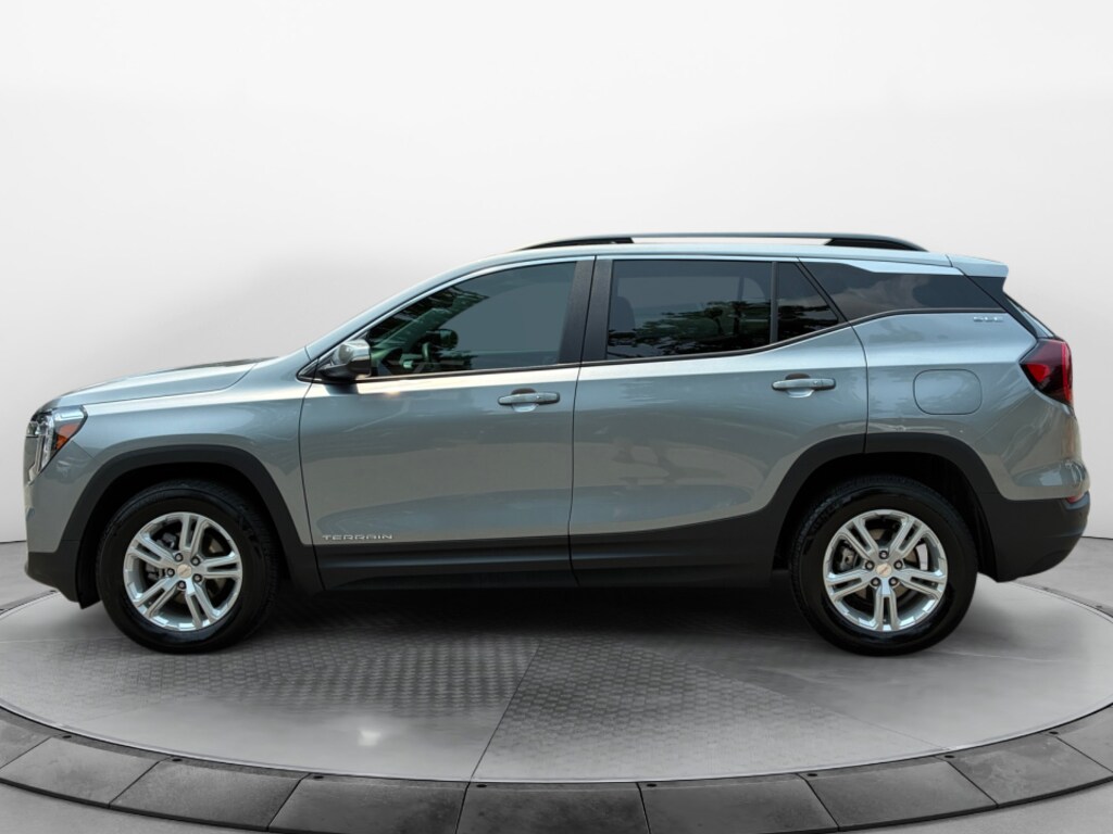Used 2023 GMC Terrain SLE SUV