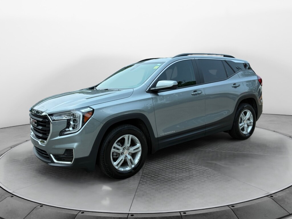 Used 2023 GMC Terrain SLE SUV