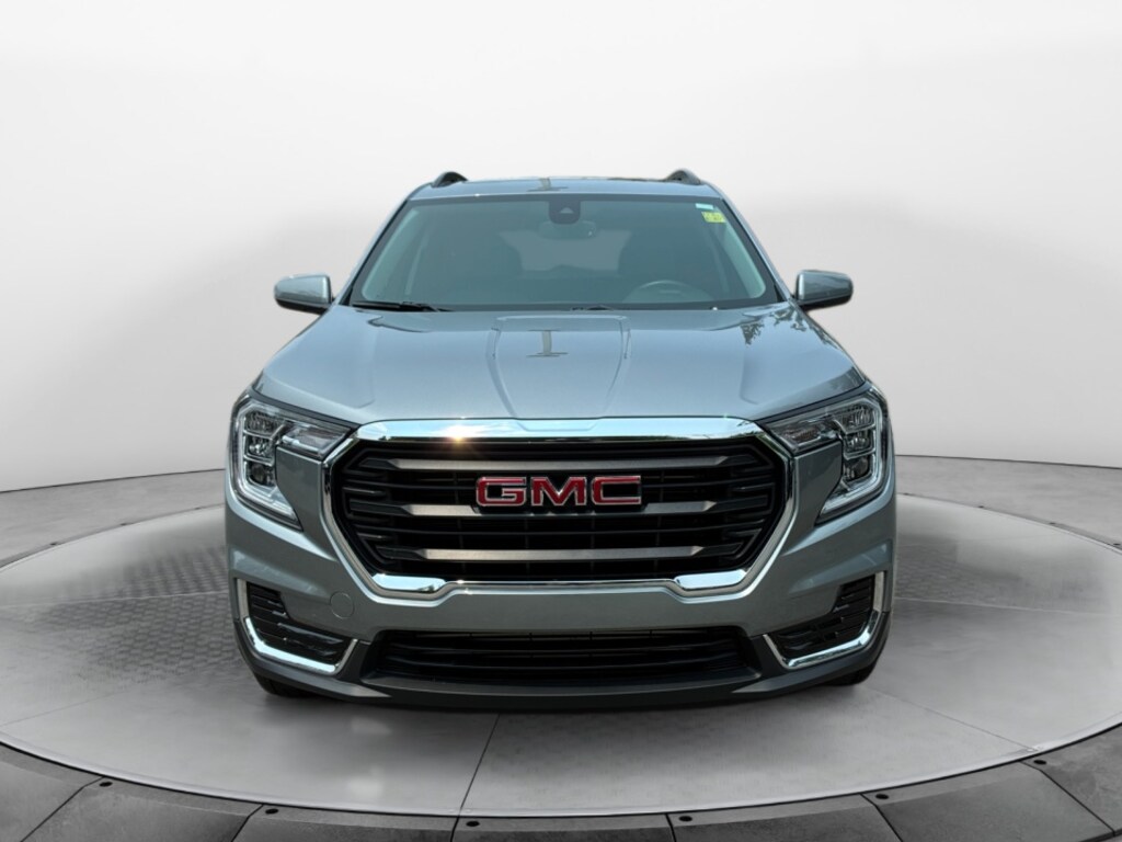Used 2023 GMC Terrain SLE SUV