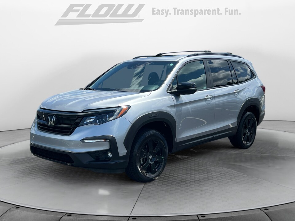 2022 Honda Pilot TrailSport photo 3