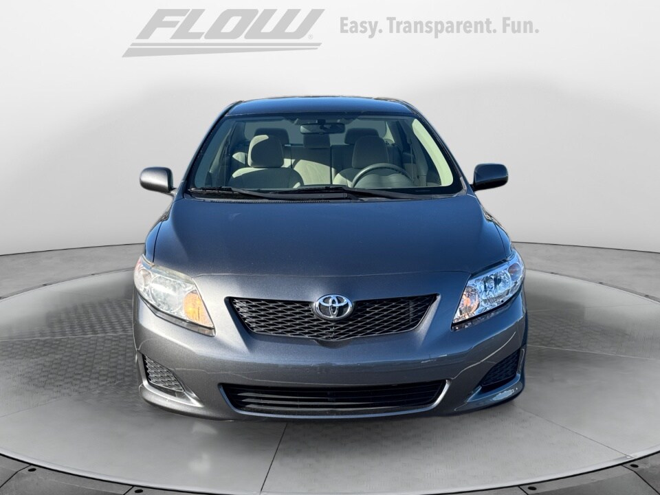 2010 Toyota Corolla LE photo 2