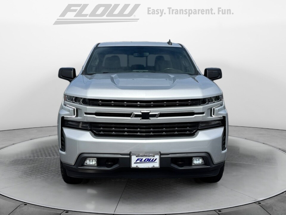 2020 Chevrolet Silverado 1500 RST photo 2