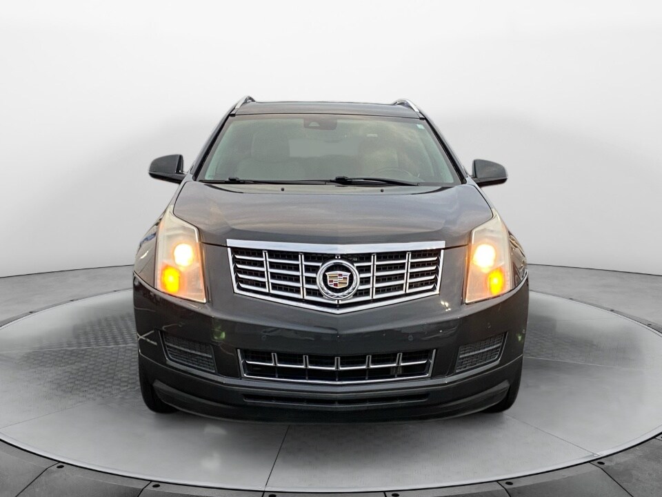 2016 Cadillac SRX Luxury photo 2