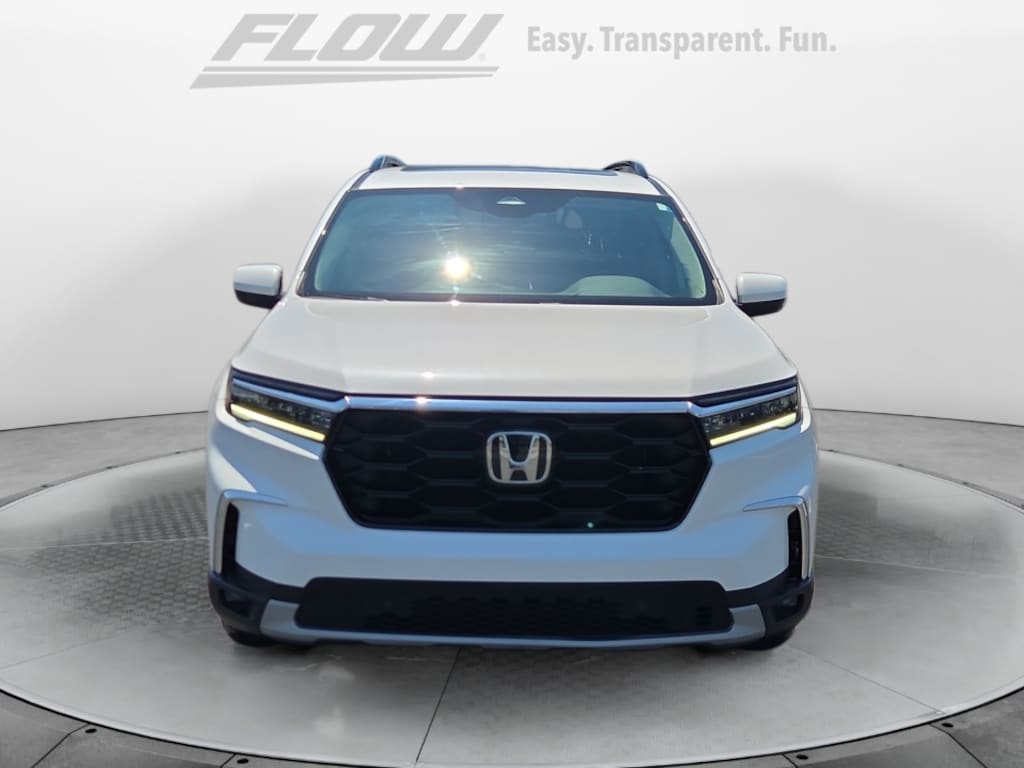 Certified 2025 Honda Pilot Touring SUV