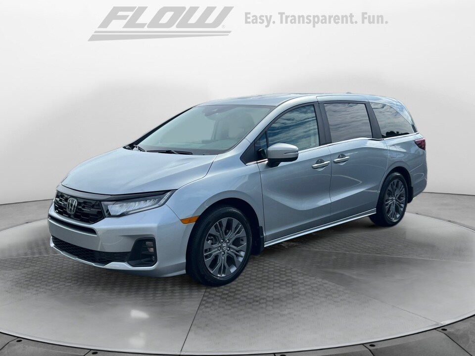 2025 Honda Odyssey Touring photo 3