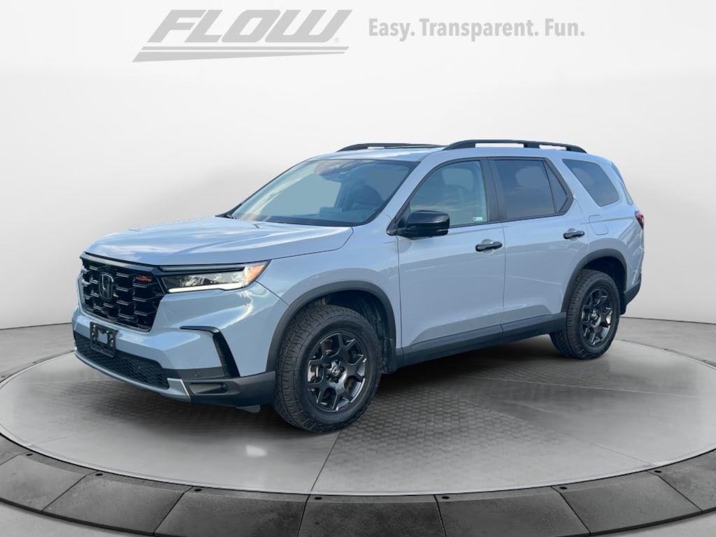 Certified 2025 Honda Pilot TrailSport SUV