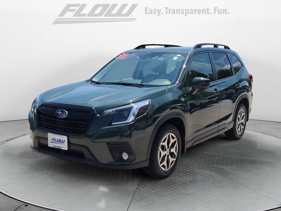 2023 Subaru Forester Premium photo 3