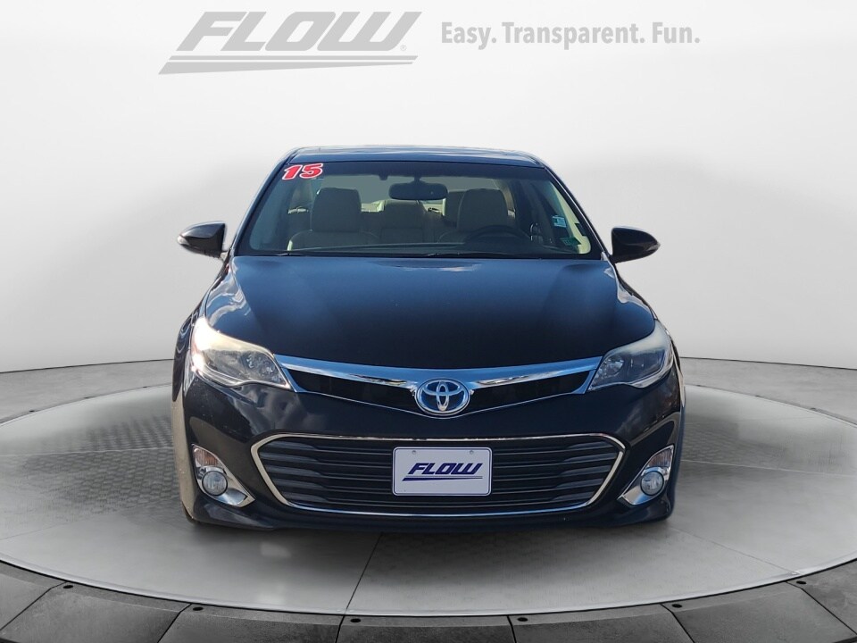 2015 Toyota Avalon Hybrid XLE Touring photo 2