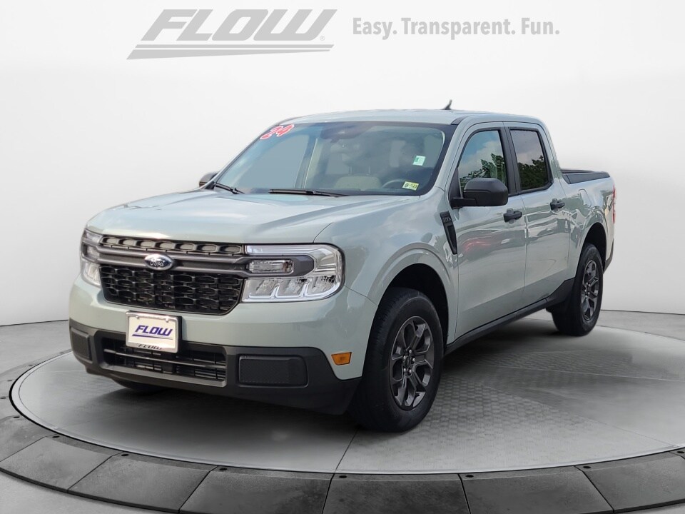 2024 Ford Maverick XLT photo 2