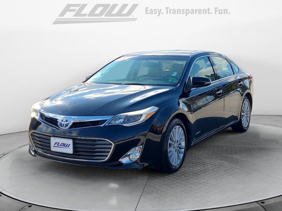 2015 Toyota Avalon Hybrid XLE Touring photo 3