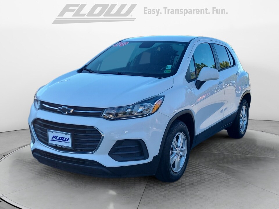2020 Chevrolet Trax LS photo 3