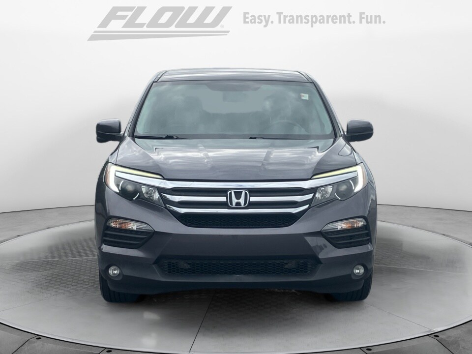2017 Honda Pilot EX photo 2