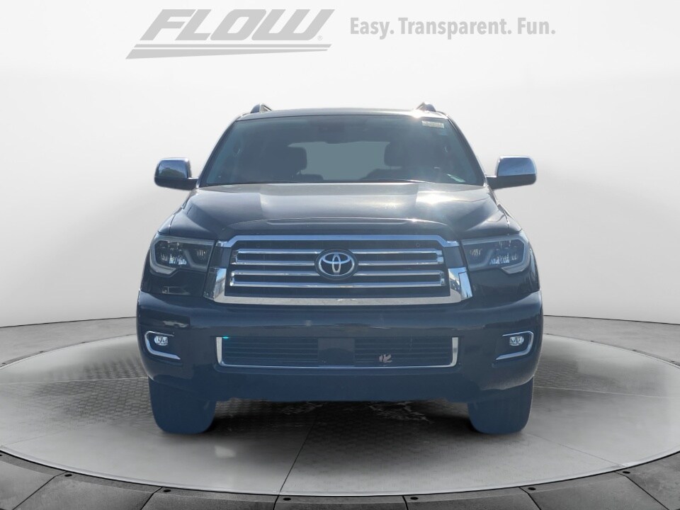 2019 Toyota Sequoia Platinum photo 2