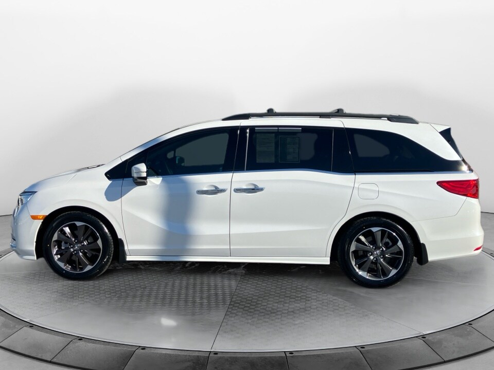 2024 Honda Odyssey Elite photo 4