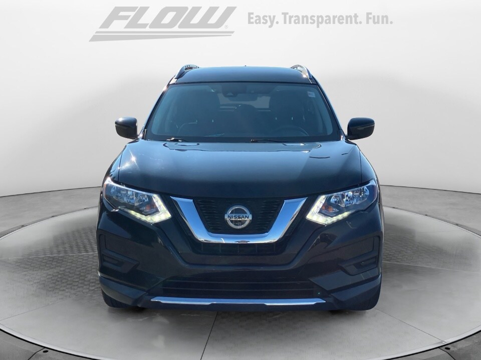 2020 Nissan Rogue SV AWD photo 2