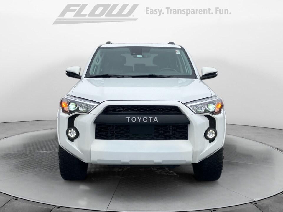 2024 Toyota 4Runner SR5 Premium photo 2