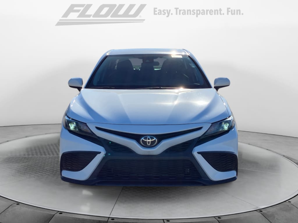 Used 2021 Toyota Camry SE Sedan
