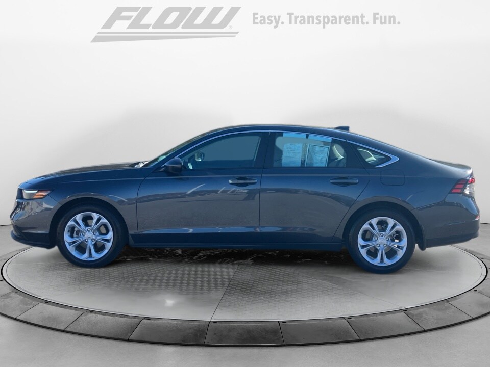 2025 Honda Accord LX photo 4