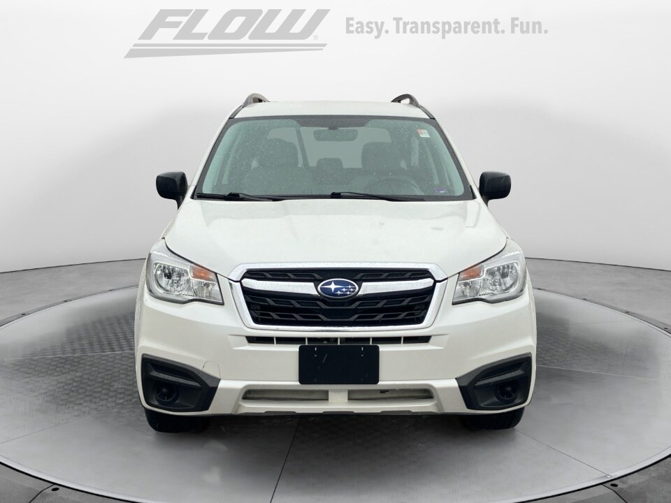2017 Subaru Forester 2.5i photo 2