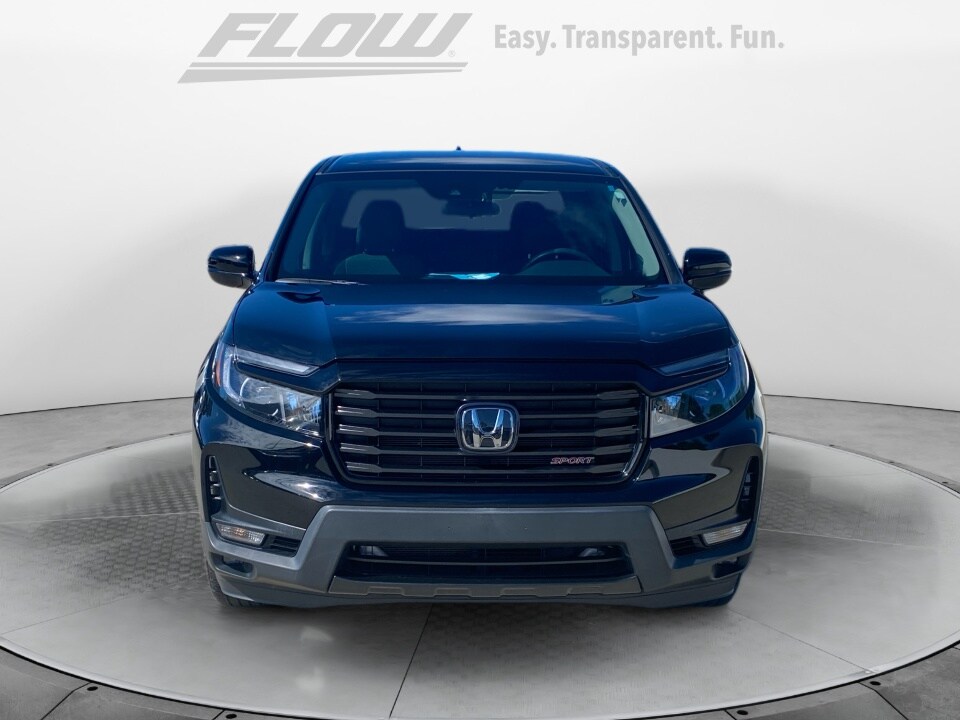 2023 Honda Ridgeline Sport photo 2