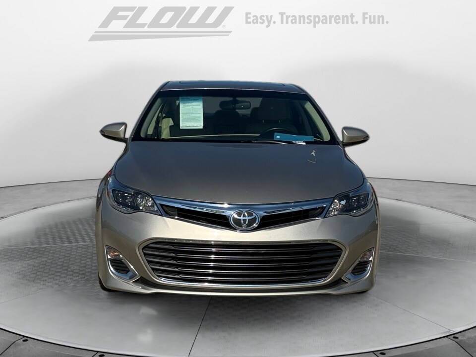 2013 Toyota Avalon XLE photo 2