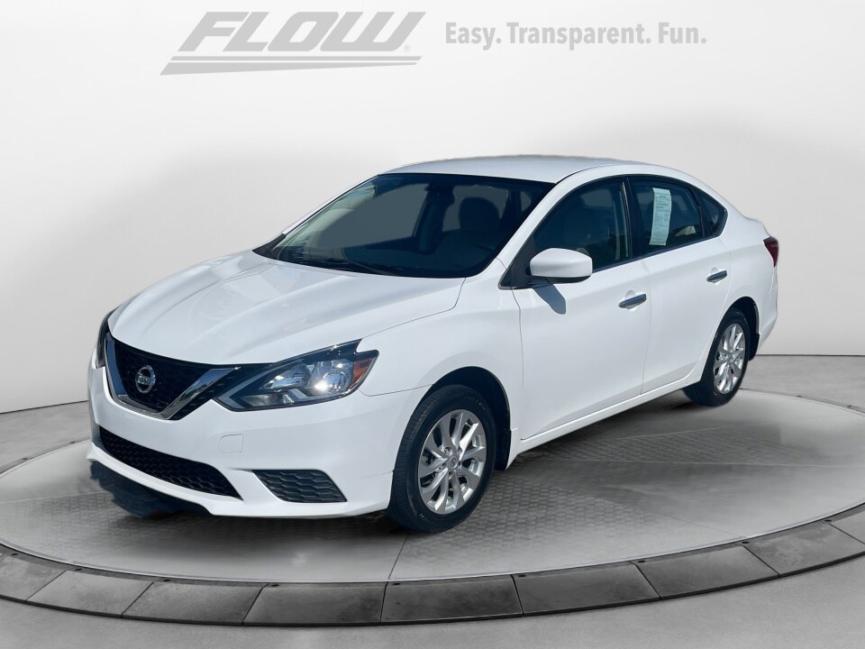 2017 Nissan Sentra S photo 3