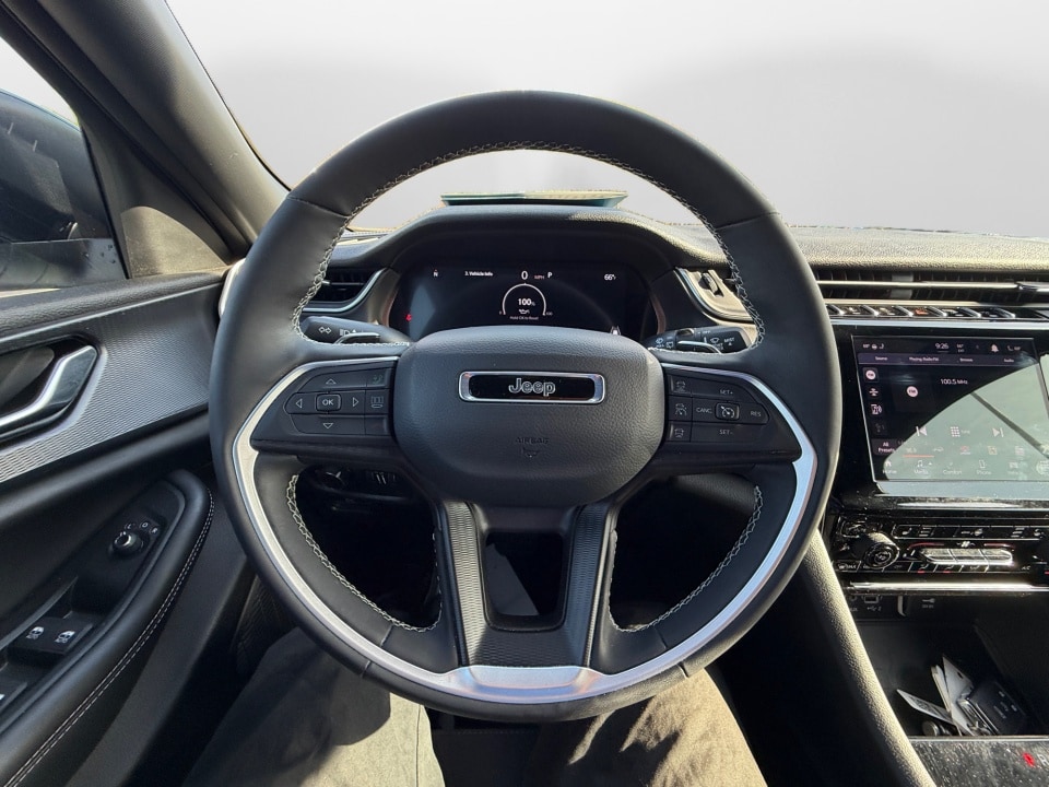 2025 Jeep Grand Cherokee Laredo - Photo 13