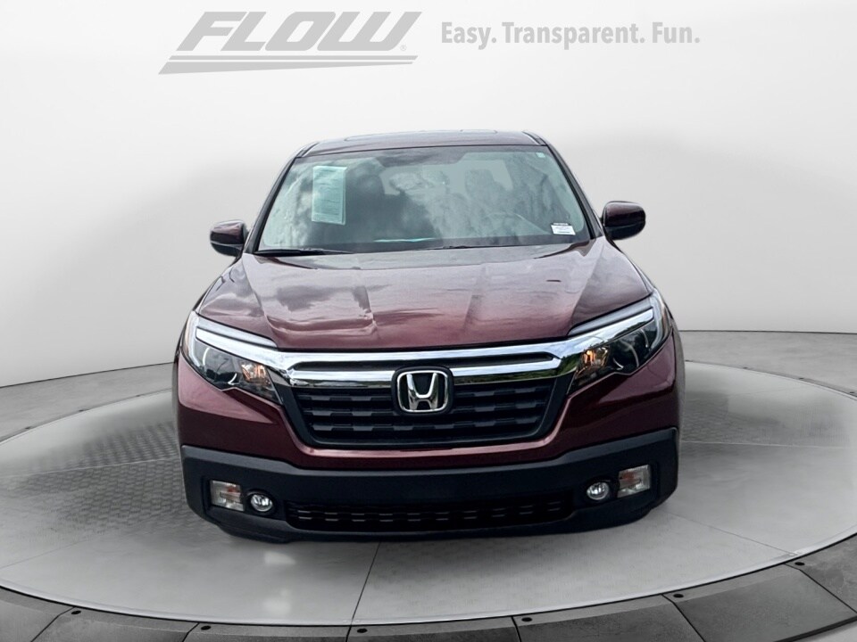 2019 Honda Ridgeline RTL photo 2