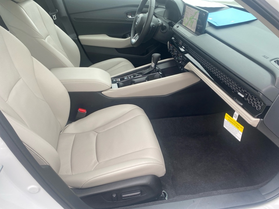 2026 Honda Accord Hybrid Touring - Photo 32