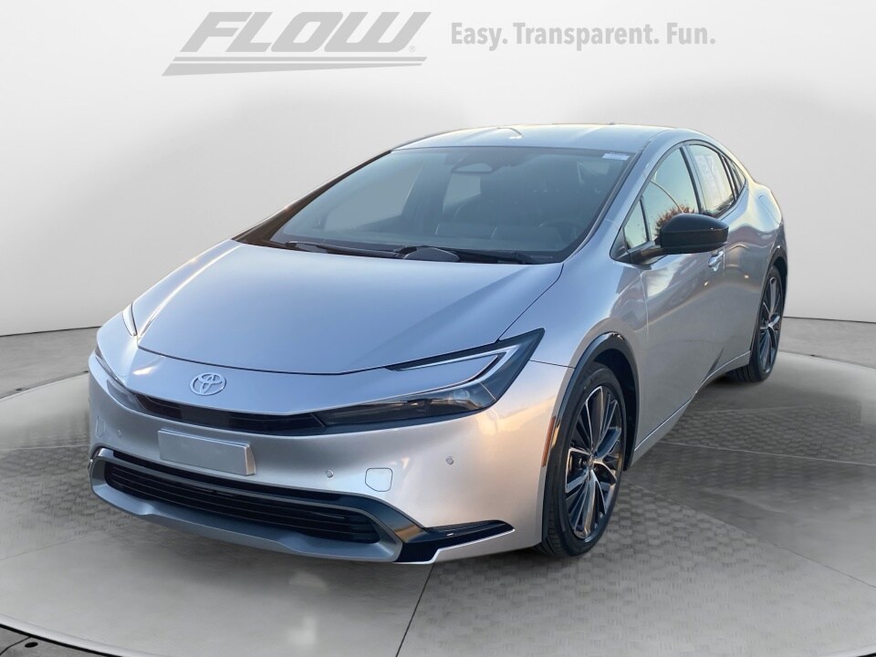 2024 Toyota Prius XLE photo 3