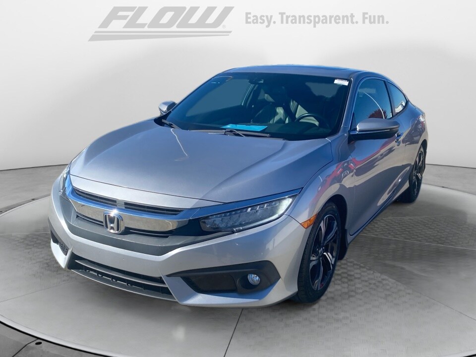 2017 Honda Civic Touring photo 3