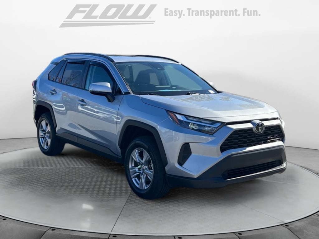 Used 2022 Toyota RAV4 XLE SUV