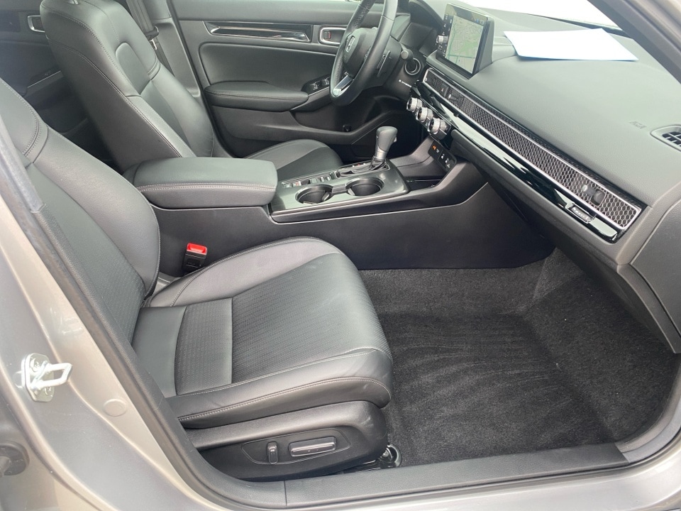 2025 Honda Civic Hatchback Sport Touring - Photo 32