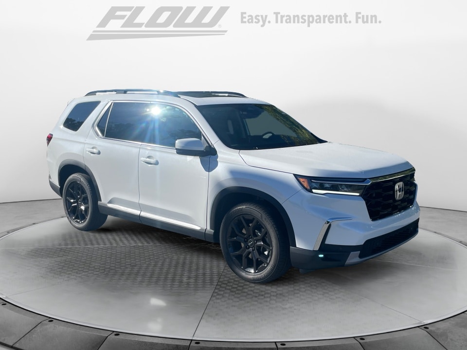 2025 Honda Pilot Touring's photo