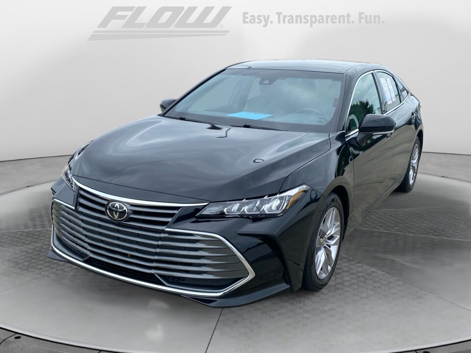 2020 Toyota Avalon XLE photo 3