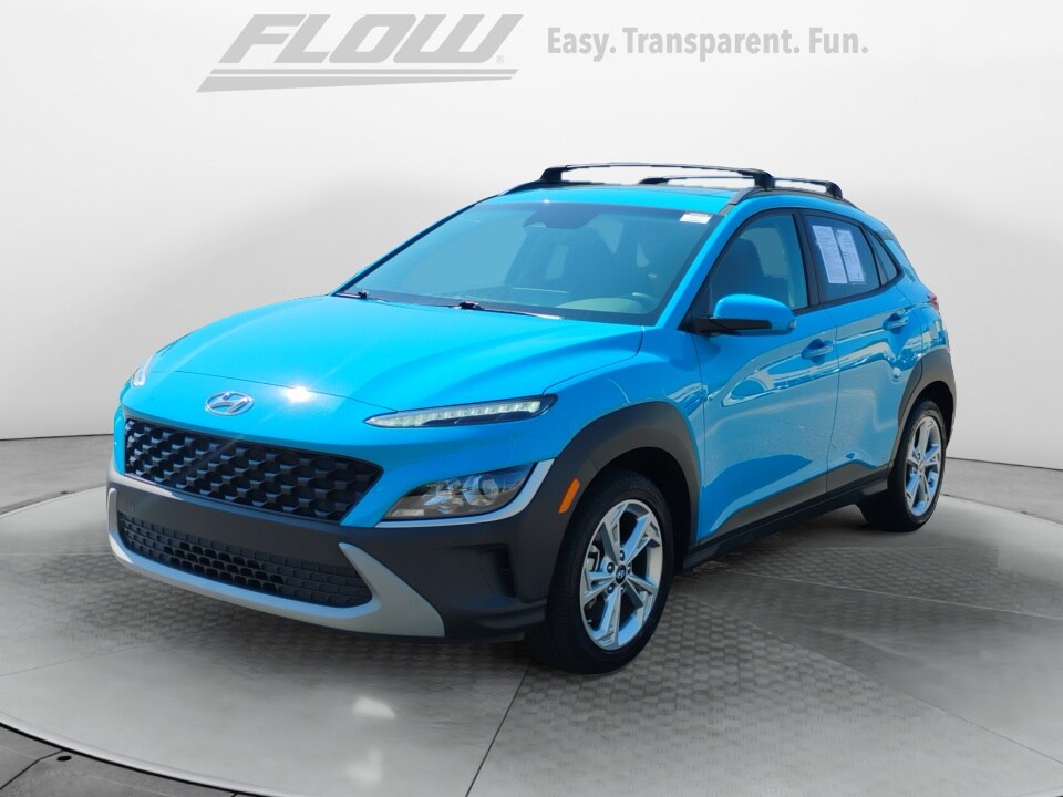 2022 Hyundai Kona SEL photo 3