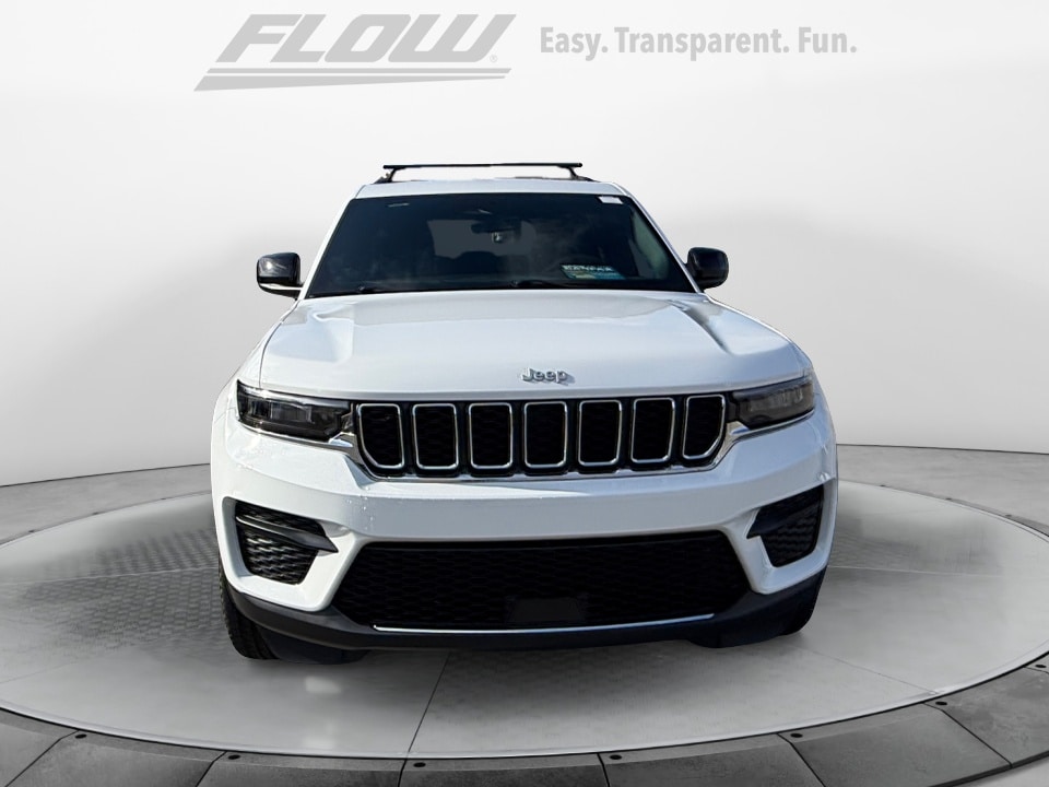 2025 Jeep Grand Cherokee Laredo - Photo 3