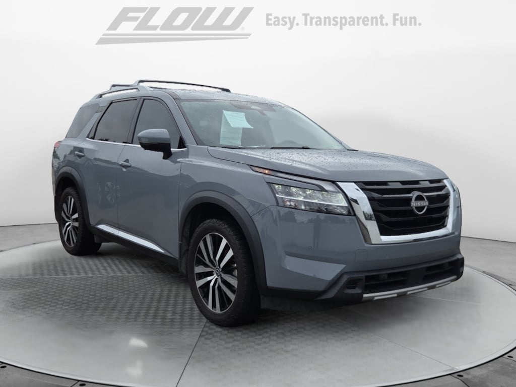 Used 2024 Nissan Pathfinder Platinum SUV