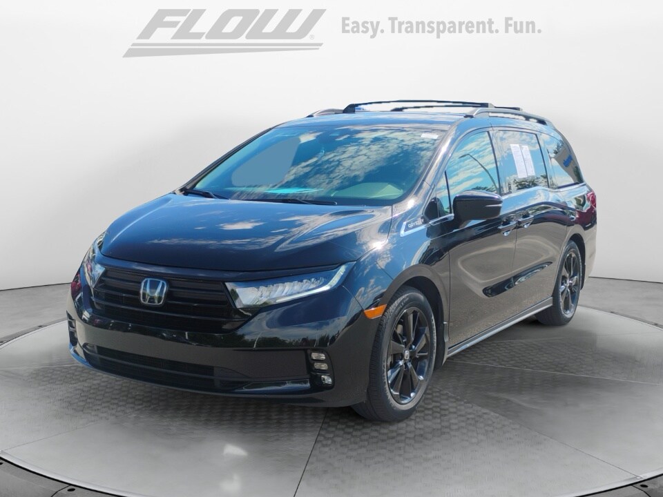 2023 Honda Odyssey Sport photo 2