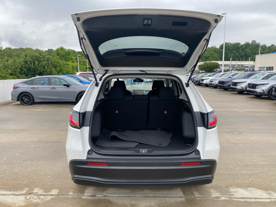 2026 Honda HR-V LX - Photo 18