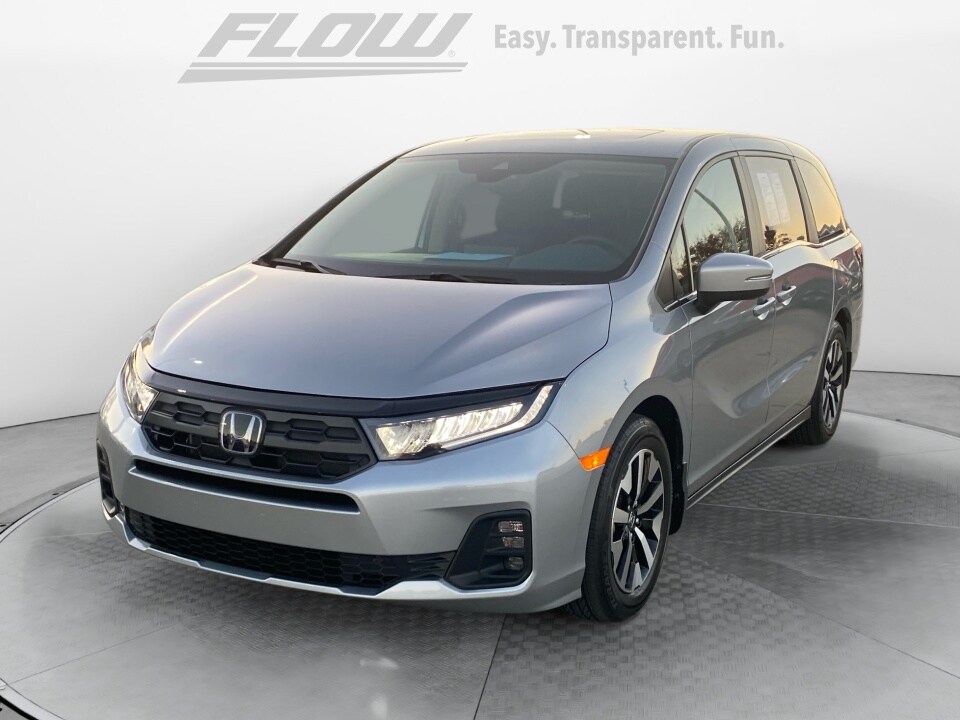 2026 Honda Odyssey EX-L photo 3