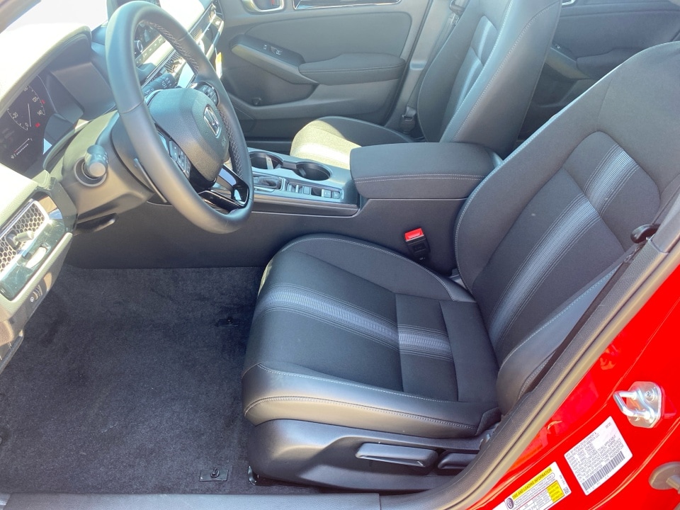 2026 Honda Civic Hatchback Sport - Photo 11